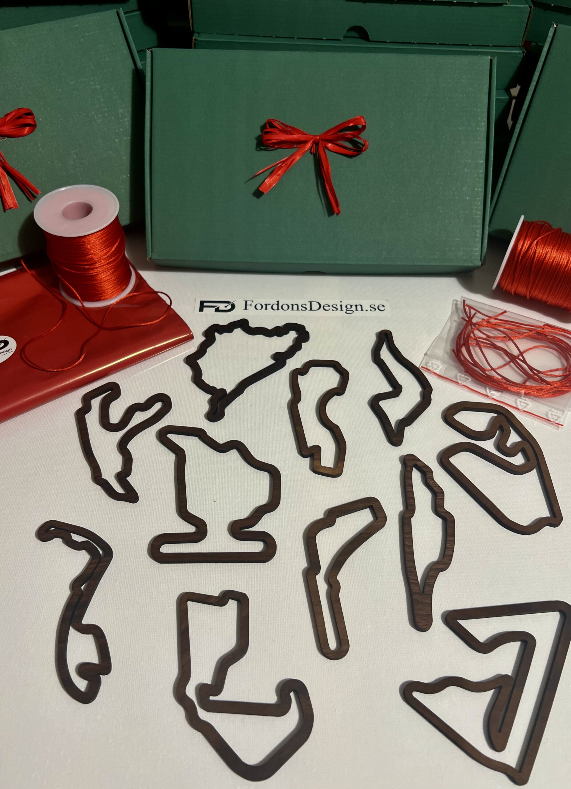 11-pack Formula 1 Banor i trä (Julgran) 5 11-pack Formula 1 Banor i trä (Julgran) - Bild 5