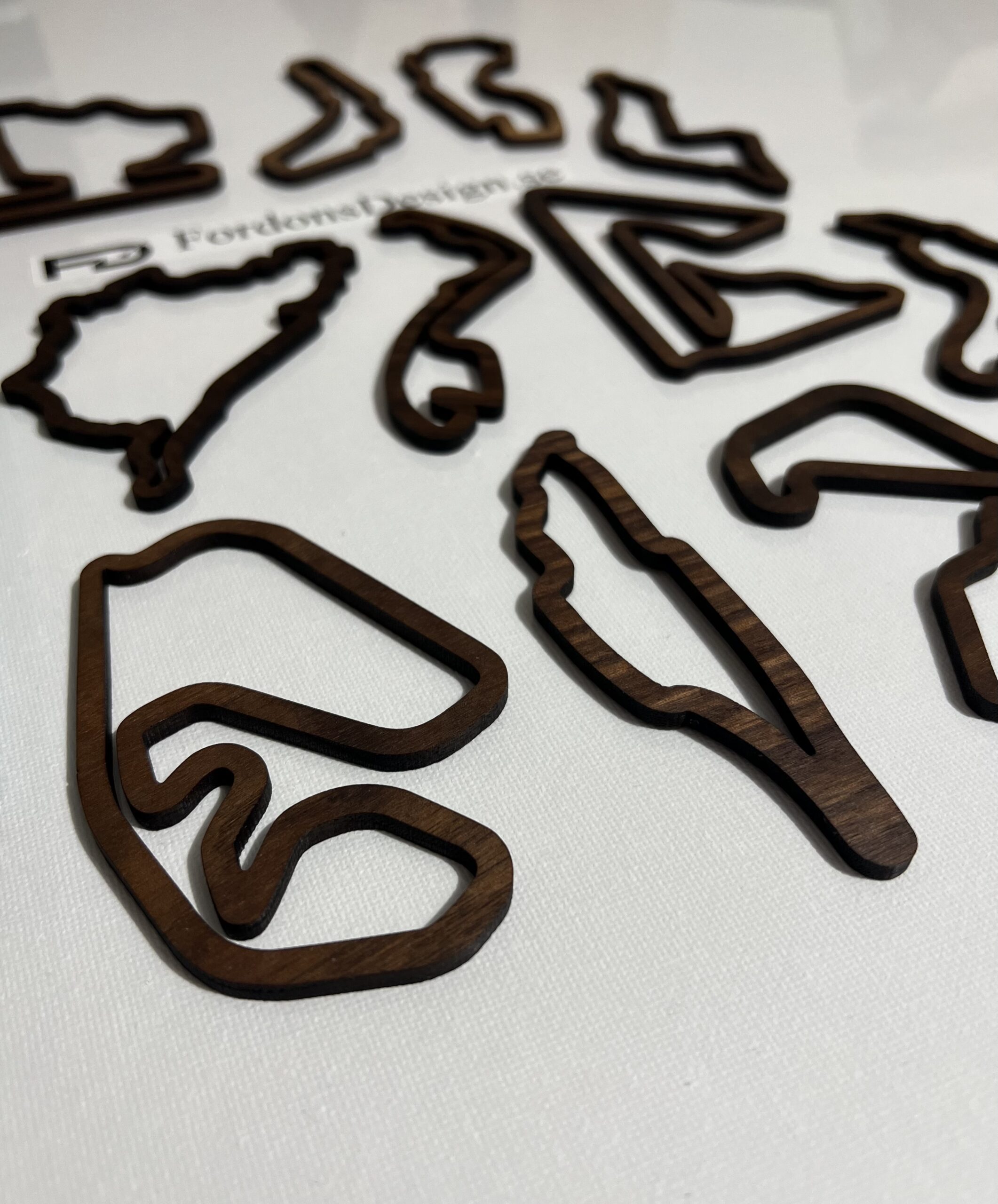 11-pack Formula 1 Banor i trä (Julgran) 2 11-pack Formula 1 Banor i trä (Julgran) - Bild 2